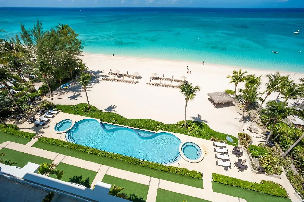 Club Se7En At Beachcomber George Town Apartmanhotel